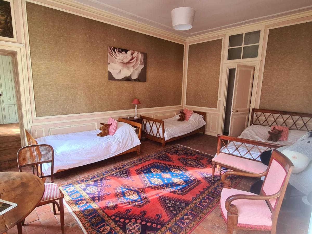 Bed and Breakfast Maison Zola Сент-Аман-Монрон Экстерьер фото